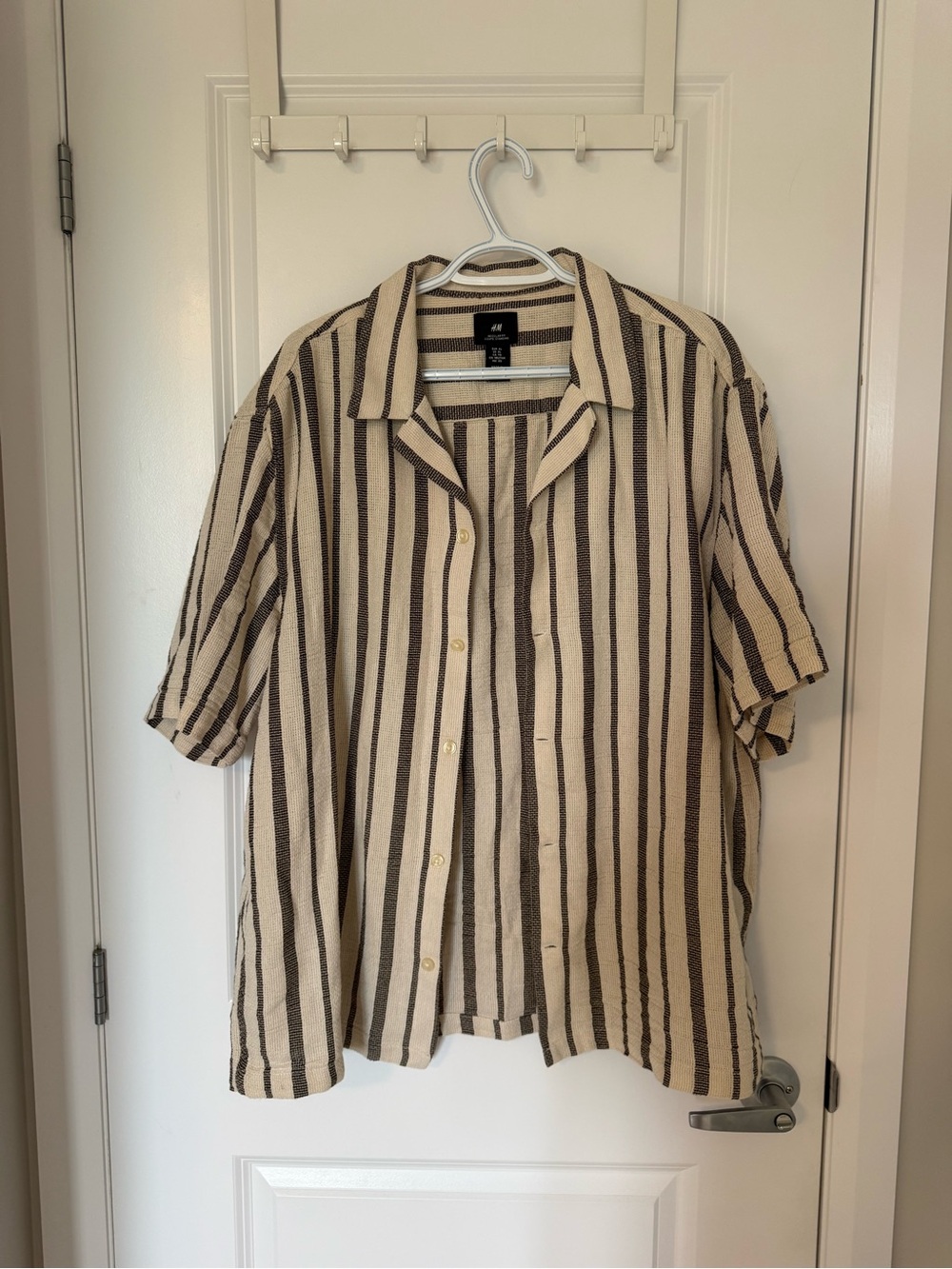 H&M Striped Short-Sleeve Button-Up Shirt - Beige & Brown